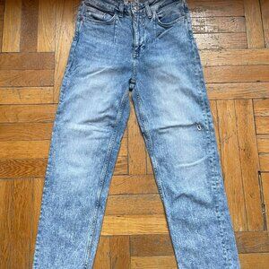 PAIGE JEANS - SARAH STRAIGHT ANKLE JEANS